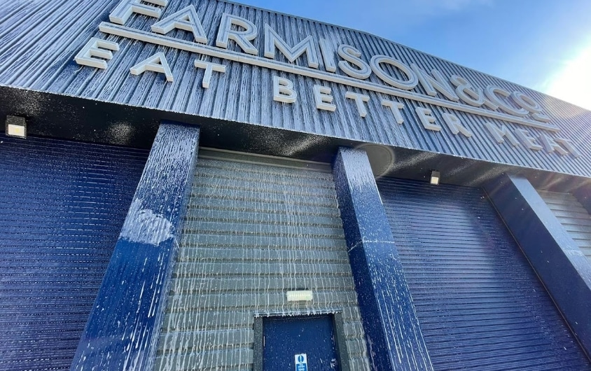 cladding cleaning for businesses 2